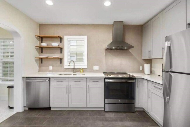 Foto del edificio - 3016 Isabella St