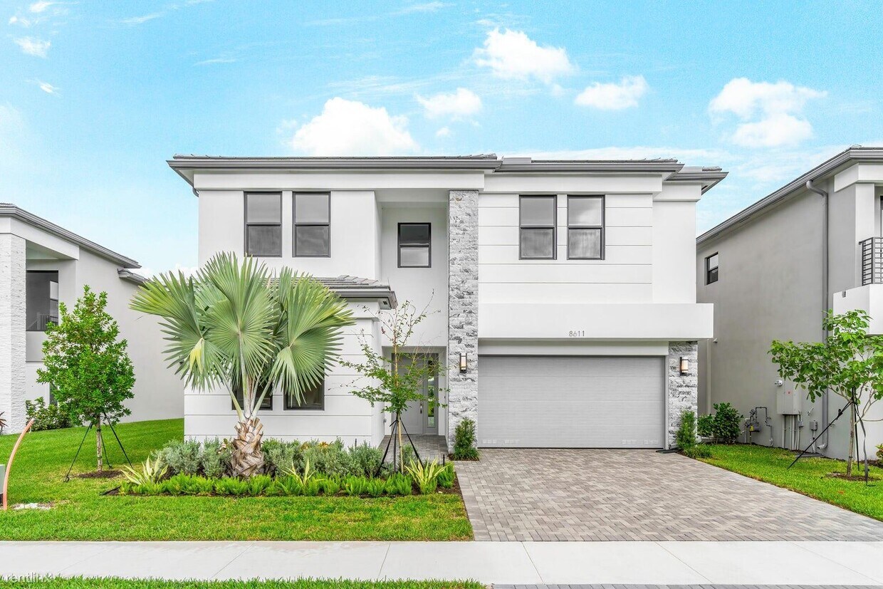 Primary Photo - 5 br, 7 bath House - 8611 Swinley Forest Way