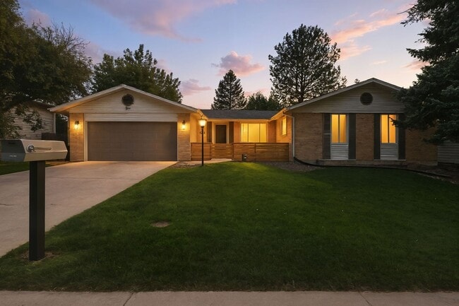 Foto del edificio - All you want in a home! 5 bed 3 bath ranch...