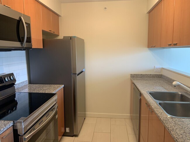 Photo du bâtiment - 1200 W Georgia St