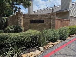 Building Photo - 7450 Holly Hill Dr