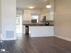 Building Photo - 8208 Matanzas Rd