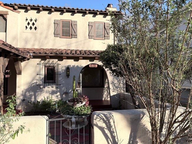 Foto principal - 615 21st St