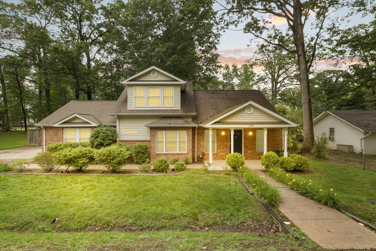 Foto principal - 11343 Gunston Rd Way