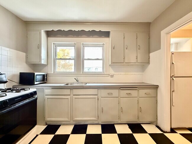 Foto del edificio - 879 Broadway