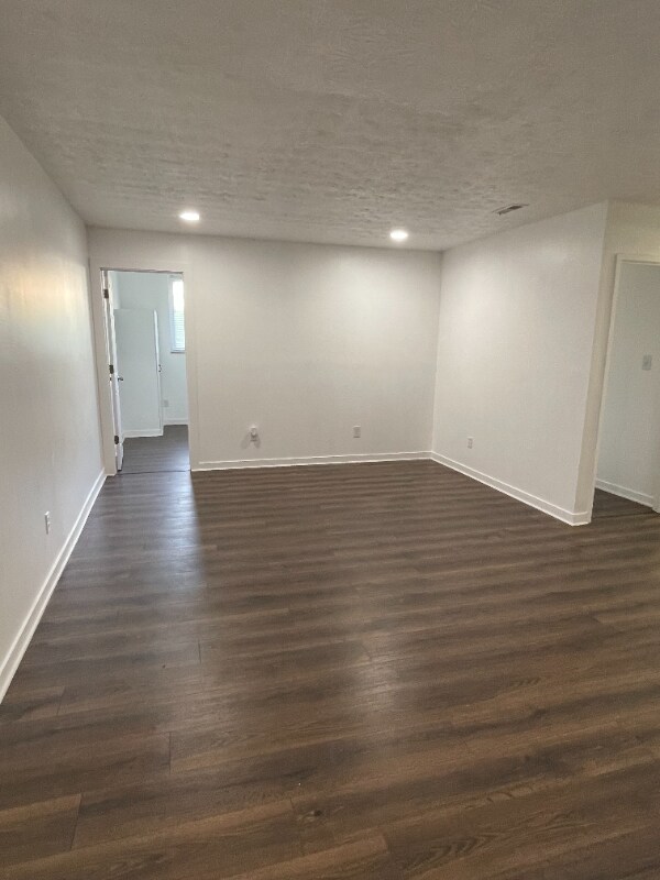 Foto del edificio - 2483 Montana Ave