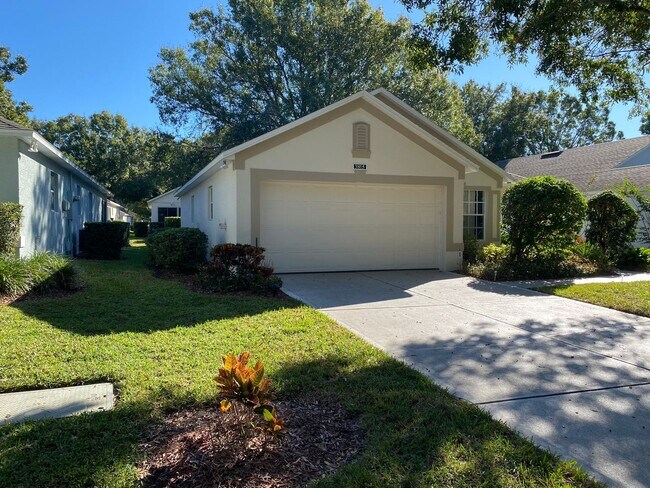 Foto del edificio - Home for rent in 55+ gated community