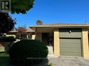 Building Photo - 7 Harnish Crescent