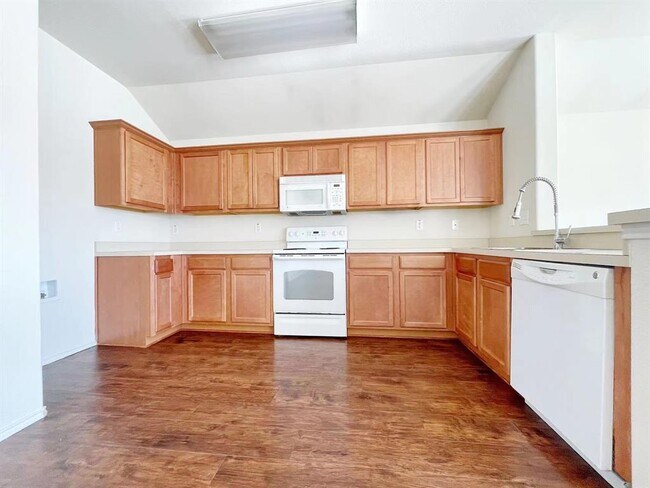 Foto del edificio - 103 Robin Ln