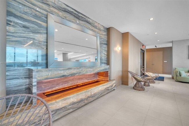 Foto del edificio - 700 NE 26th Terrace