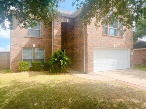 Building Photo - 18018 Timber Crossing Ln