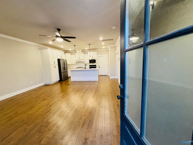 Foto del edificio - 136 Iberville St