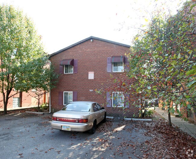 Building Photo - 395 E 13th Ave