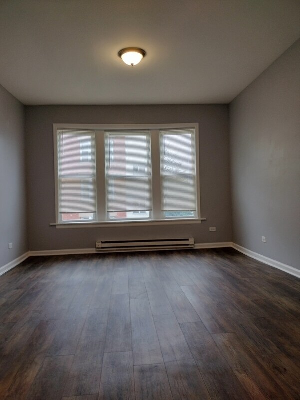 Foto del edificio - 6601 S Green St