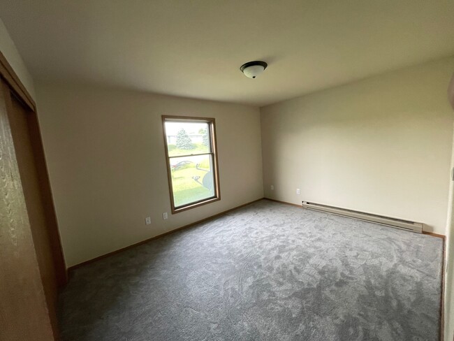Foto del edificio - 1332 Field Ct