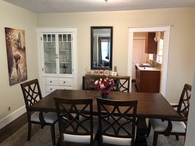 Foto del edificio - 66 Wren St