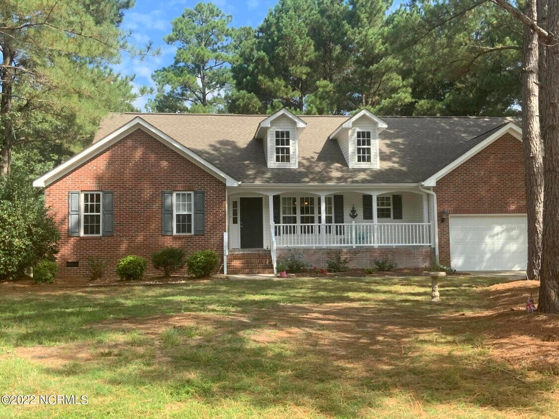 110 Cabin Hill Way, Carthage, NC 28327 House for Rent in Carthage, NC