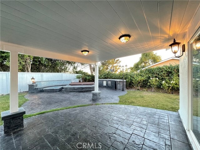 Building Photo - 6326 Villa Rosa Dr