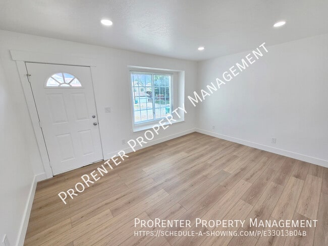 Building Photo - 2575 N 1100 W