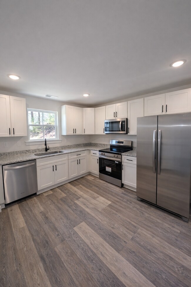 Cocina - 885 W 25th St
