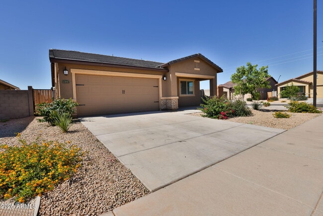 Building Photo - 25847 W Winston Dr