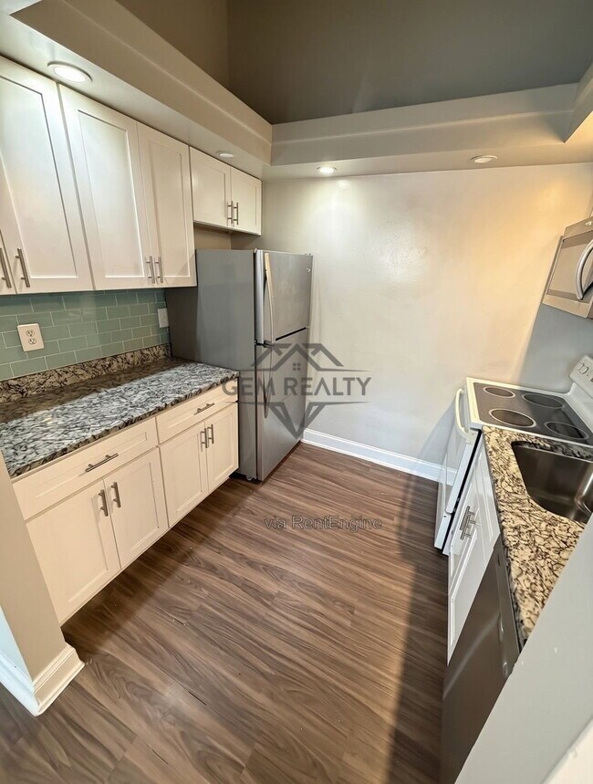 Foto del edificio - 13443 Millwood Dr