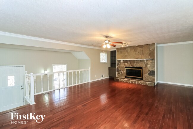 Foto del edificio - 4505 Laurie Ln SW