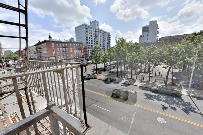 Foto del edificio - 179 Essex St