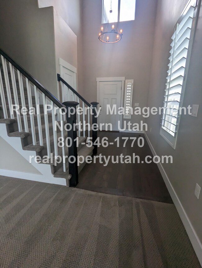 Foto del edificio - Gorgeous 3 Bed 2.5 Bath Coming Soon!