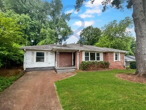 Building Photo - 3017 Belvedere Ln