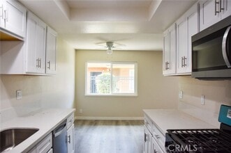 Building Photo - 815 N Olive St