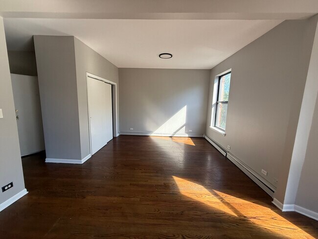 Foto del edificio - 5858 S King Dr