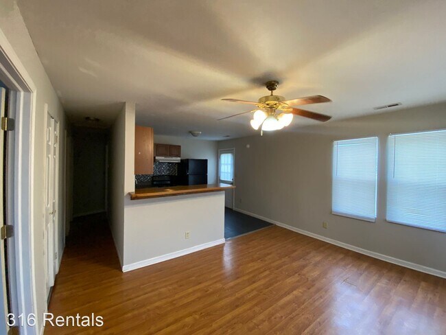Building Photo - 3 br, 1 bath House - 1512 S. Fern