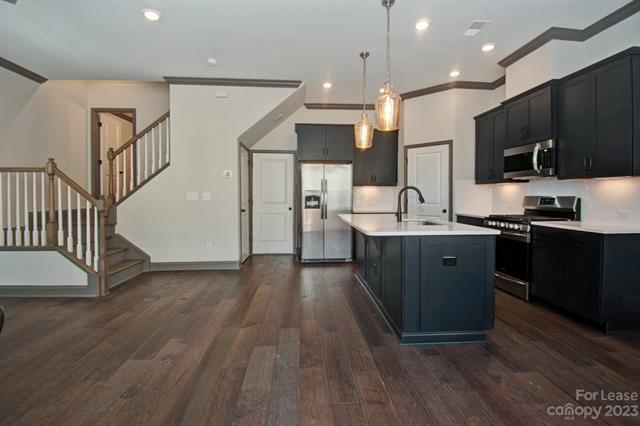 Foto del edificio - 6311 Southgrove St