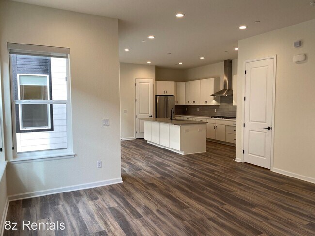 Building Photo - 4 br, 3.5 bath House - 735 Discovery Pkwy