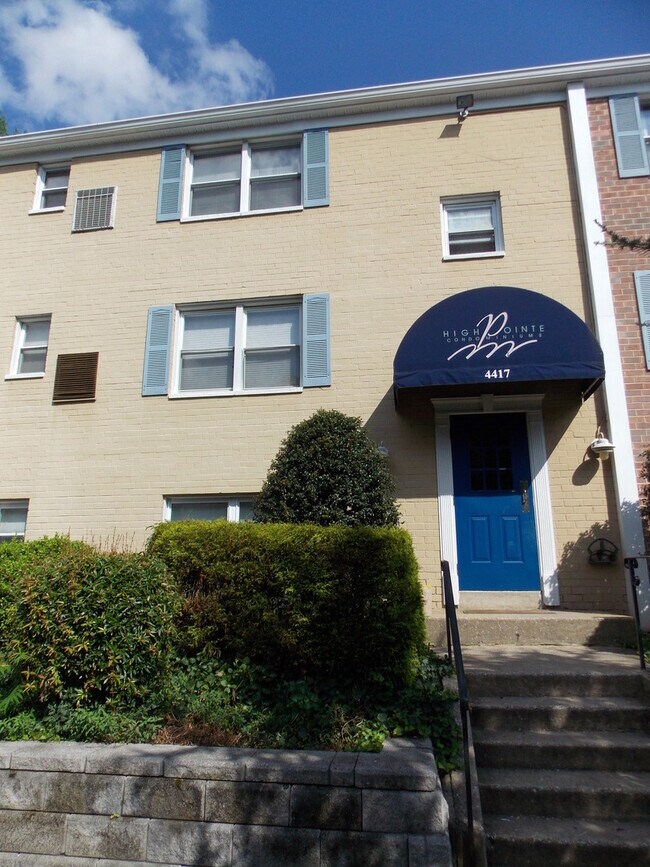 Foto del edificio - Coming Soon!  First Floor Two bedroom Condo