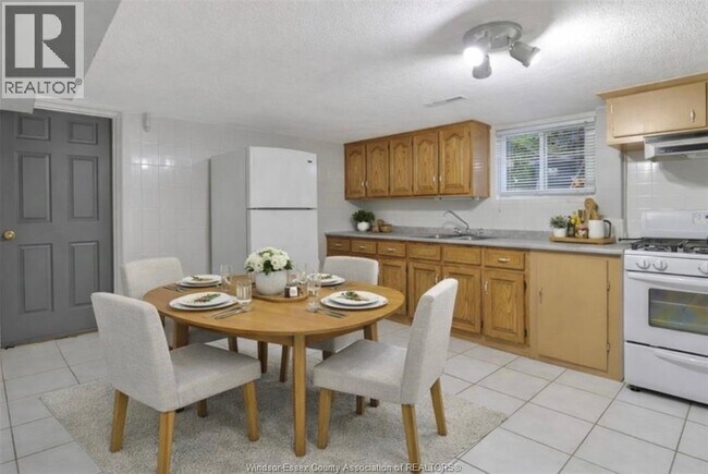 Photo du bâtiment - 1279 Tourangeau Rd