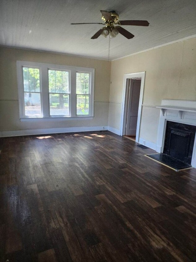 Foto principal - 3 Bedroom 1 bath - Unfurnished Bennettsvil...