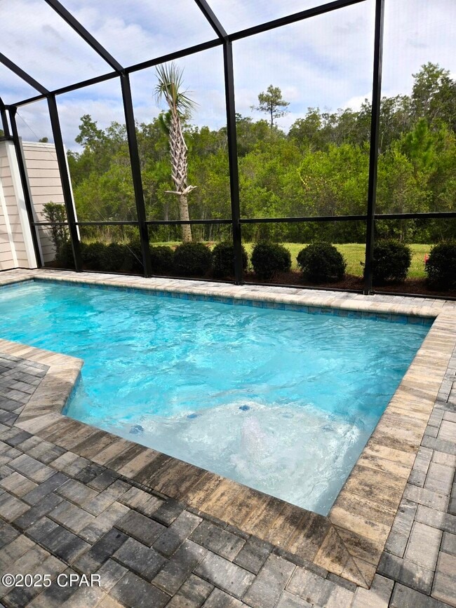 Building Photo - 8645 Weekend Dr