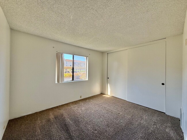 Foto del edificio - Spacious 2 Bedroom Condo Near Mission Valley!