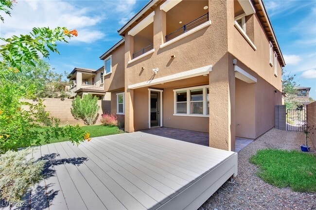 Building Photo - 945 Glenhaven Pl