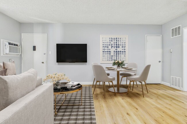 Building Photo - Sepulveda Apartments
