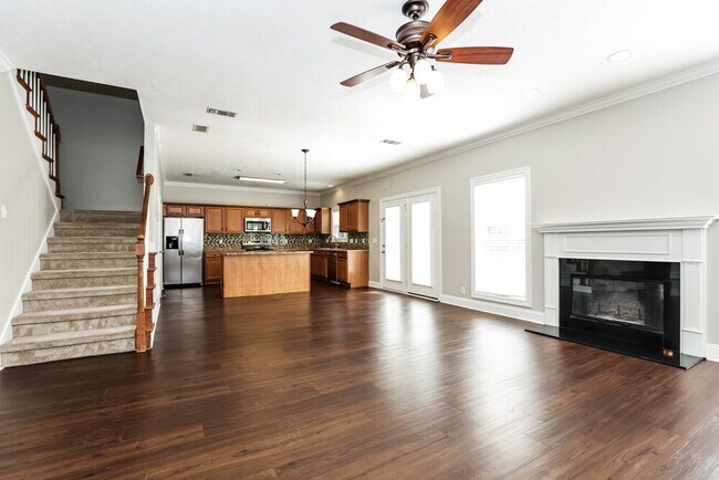 Foto del edificio - 2467 Oak Hill Dr