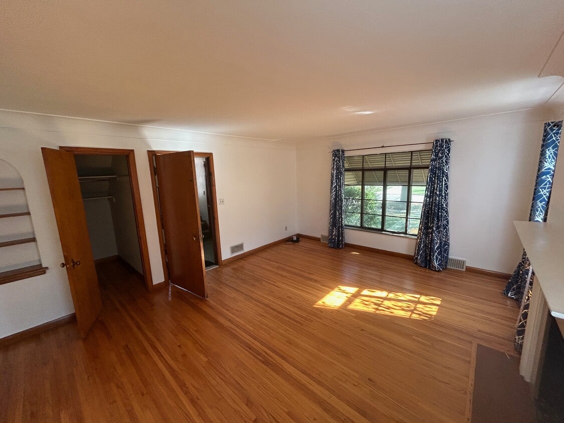 Sala de estar Vista 1 - 2677 Powhattan Pky