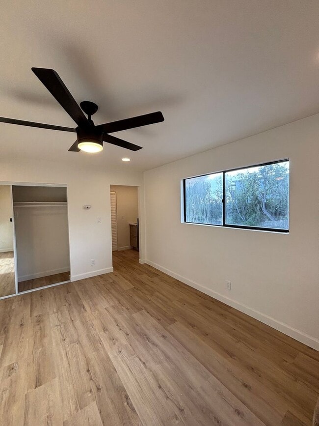 Building Photo - 1 Bedroom 1 Bathroom Studio in Pacific Beach.