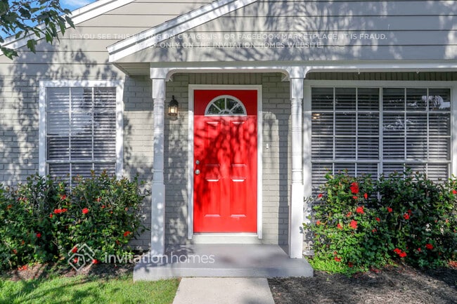 Building Photo - 8234 Riverboat Dr