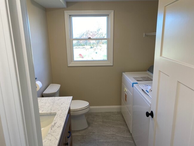 Building Photo - 42 Siasconset Dr