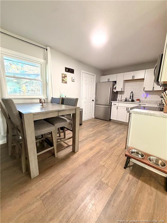 Foto del edificio - 3216 Brinkley Dr