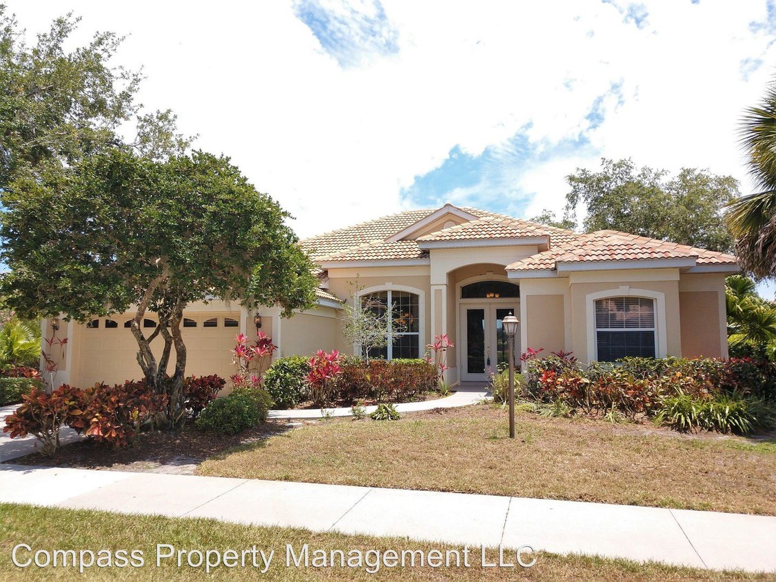 Primary Photo - 3 br, 2 bath House - 111 Park Trace Blvd.
