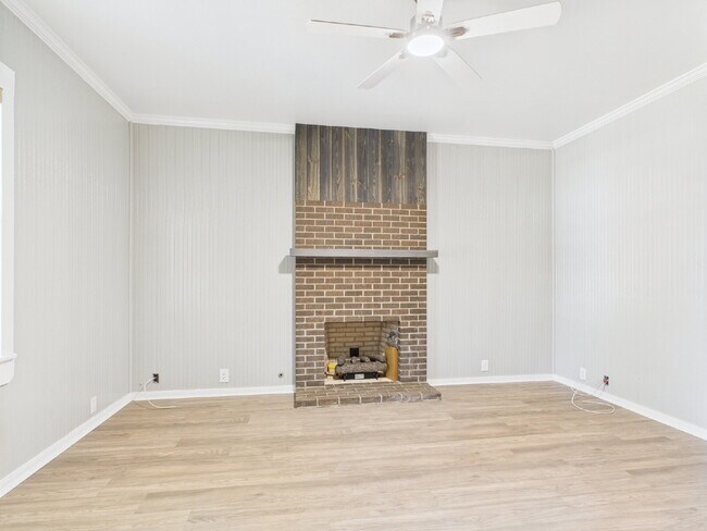 Foto del edificio - Gorgeous 4/3 in Quiet Neighborhood Utiliti...